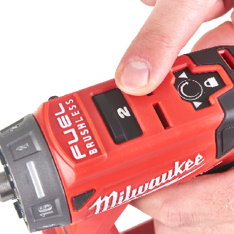 Taladro atornillador multicabezal de montador M12 FUEL con portabrocas desmontable - M12 FDDX-0-Leer más