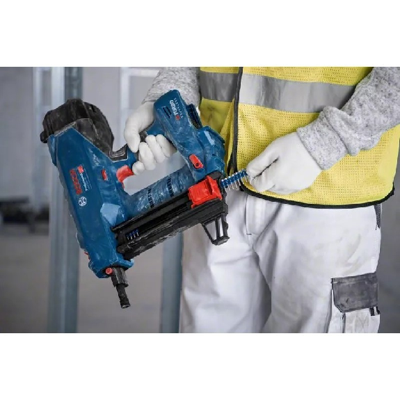 Clavadora para hormigón a batería 18V-Leer más