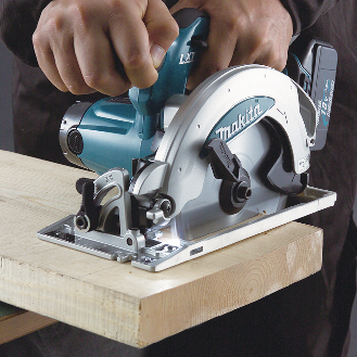 Makita Akku-Handkreissäge Solo 18V Makita-Lire la description