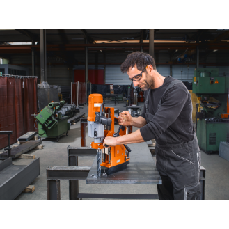 Bohrmaschine 32mm 1800W mit 4 Gängen-Beschreibung lesen