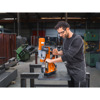 Bohrmaschine 32mm 1800W mit 4 Gängen-Beschreibung lesen