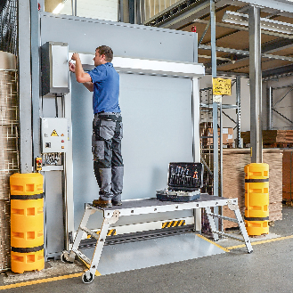Arbeitspltform Alu 3Stufen klappbar Pltform R13-Belag B1700xT600mm-Beschreibung lesen