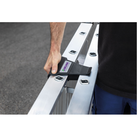 Stufenstehleiter 10 Stufen Alu.Gesamt-H.2980mm m.ergo-pad-Griffzone Stufenstehleiter 10 Stufen Alu.Gesamt-H.2980mm m.ergo-pad-Griffzone-Beschreibung lesen