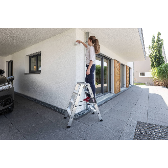 Stufenstehleiter 2x4 Stufen Alu.Gesamt-H.910mm-Beschreibung lesen