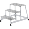 Arbeitspodest Stufen 3 eins.begehbar H.600mm Warzenblech Arbeitspodest Stufen 3 eins.begehbar H.600mm Warzenblech