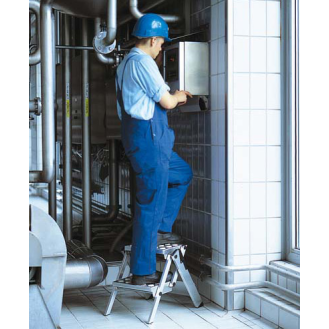 Sicherheitstreppe 4 Stufen Alu.m.Anti-Rutschbelag u.Sicherheitsbügel-Beschreibung lesen