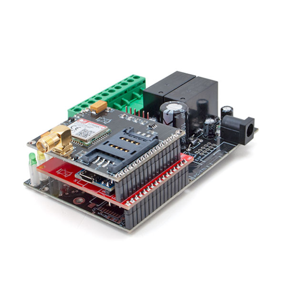 Combinatore telefonico GSM/GPRS con messaggi vocali MP3-Leggi tutto