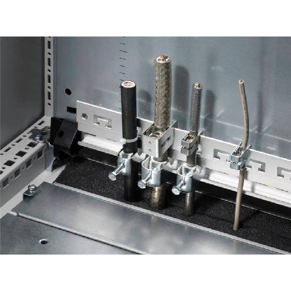 Rail pour étrier de protection CEM 1200x-x- (LxHxP) - SZ 2388.125 Rail pour étrier de protection CEM 1200x-x- (LxHxP) - SZ 2388.125-Lire la description