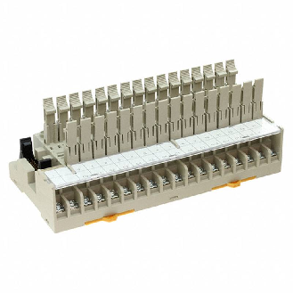 Interface de sortie 16 points NPN (+ commun), socle à vis, rail DIN - P7TF-OS16 24V DC-Lire la description