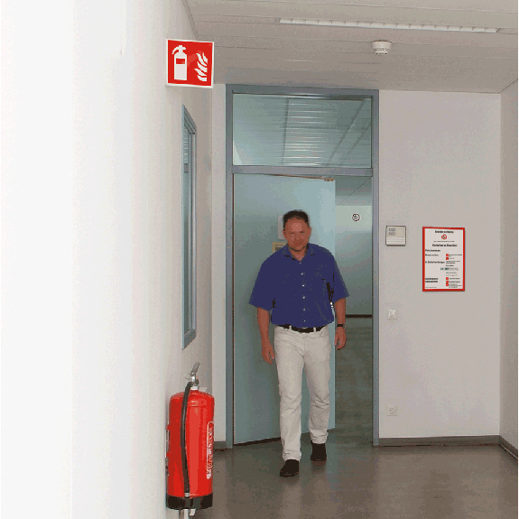 Brandschutz-Fahnenschild Feuerlöscher, Kunststoff, 200x200mm, ASR A1.3, DIN EN ISO 7010 F001 Brandschutz-Fahnenschild Feuerlöscher, Kunststoff, 200x200mm, ASR A1.3, DIN EN ISO 7010 F001-Beschreibung lesen