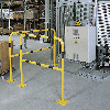 Schutzbügel light mit Knieholm, zum Aufdübeln, gelb/schwarz, Stahl, Ø 40mm, 2000x1000mm Schutzbügel light mit Knieholm, zum Aufdübeln, gelb/schwarz, Stahl, Ø 40mm, 2000x1000mm