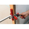 Set de presses pour châssis de porte avec extension télescopique