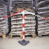 Einzelkettenständer Intern Maxi, mit Zementfuß, rot/weiß, Kunststoff, Ø40mm, 1100mm Einzelkettenständer Intern Maxi, mit Zementfuß, rot/weiß, Kunststoff, Ø40mm, 1100mm