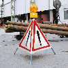 Faltsignal !, Zusatzabsicherung f. Gefahrenstellen, 3-seitig, rot/weiß, SL 600mm Faltsignal !, Zusatzabsicherung f. Gefahrenstellen, 3-seitig, rot/weiß, SL 600mm