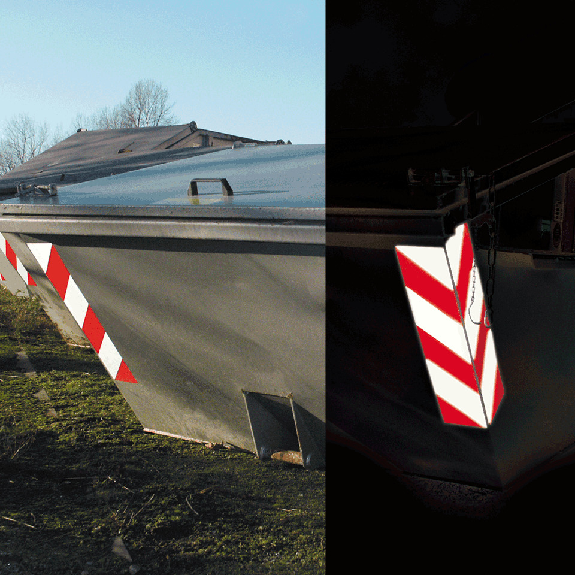 ORALITE Containerwarnmarkierung, 4 links-/4 rechtsweisend, Reflexfolie, 141x705mm ORALITE Containerwarnmarkierung, 4 links-/4 rechtsweisend, Reflexfolie, 141x705mm-Beschreibung lesen