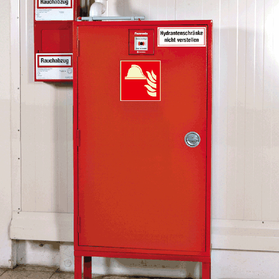 PERMALIGHT power langnachleuchtend Brandschutzzeichen Brandbekämpfung, ASR/ISO, Folie, selbstklebend, 200x200mm PERMALIGHT power langnachleuchtend Brandschutzzeichen Brandbekämpfung, ASR/ISO, Folie, selbstklebend, 200x200mm-Beschreibung lesen