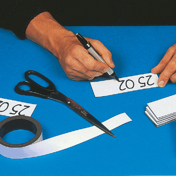 Magnetband, individuell beschriftbar, zum Zuschneiden, blau, 50mm, 30m/Rolle Magnetband, individuell beschriftbar, zum Zuschneiden, blau, 50mm, 30m/Rolle-Beschreibung lesen