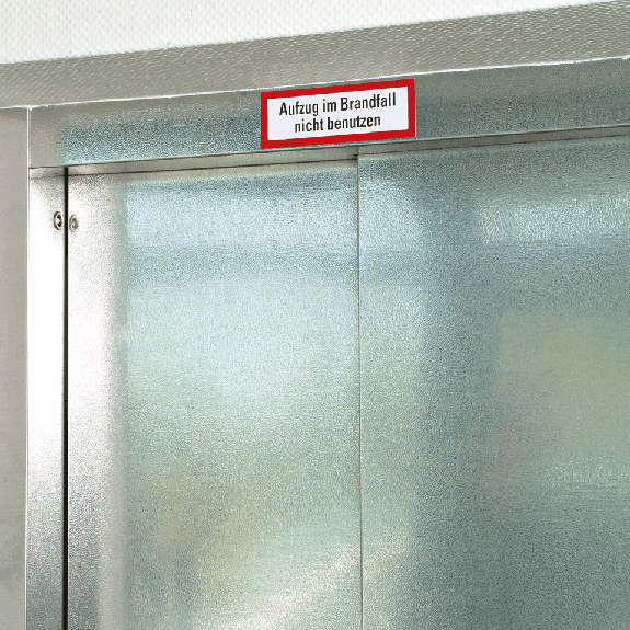PERMALIGHT power langnachleuchtend Feuerwehrz. Aufzug im Brandfall nicht ben., Aluminium, 210x74mm, DIN 4066-Beschreibung lesen