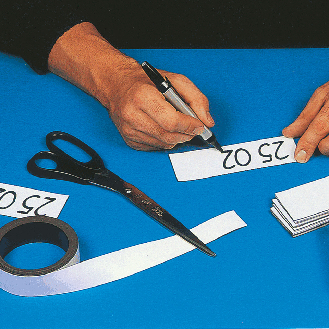 Magnetband, individuell beschriftbar, zum Zuschneiden, gelb, 20mm, 30m/Rolle-Beschreibung lesen