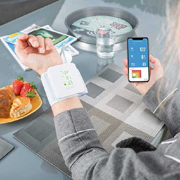 Tensiomètre au poignet sans fil iHealth BP7 avec écran-Leer más