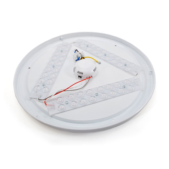 Plafoniera a LED 24W con flusso luminoso variabile-Leggi tutto