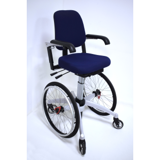 LeTriple Wheels: Trippelstuhl mit eletrische hoch-tief und große Räder-Beschreibung lesen