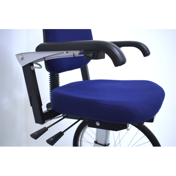 LeTriple Wheels: Sedia mobile con freno e saliscendi elettrico e ruote grandi-Leggi tutto