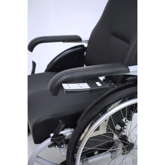 LeRoulé Plus: Silla de ruedas manual con elevación, descenso y elevación eléctrica.-Leer más