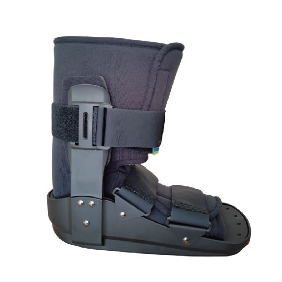 Bota Walker Baja-Leer más