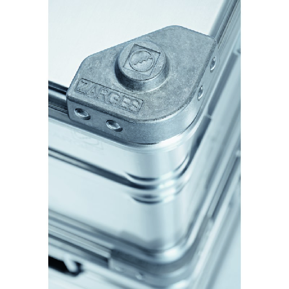 Aluminiumbox L1400xB450xH250mm 119l mit Klappverschluss und Alu-Stapelecken Aluminiumbox L1400xB450xH250mm 119l mit Klappverschluss und Alu-Stapelecken-Beschreibung lesen
