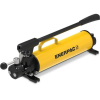 Bomba manual ligera P84 2 etapas 700 bar