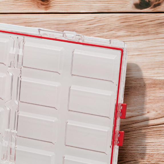 Qbrick System ONE Organizer XL 2.0 Long Bin stapelbar 582 x 387 x 131 mm 13,5 l IP66 mit 4 Einsätzen und 12 Trennwänden-Beschreibung lesen