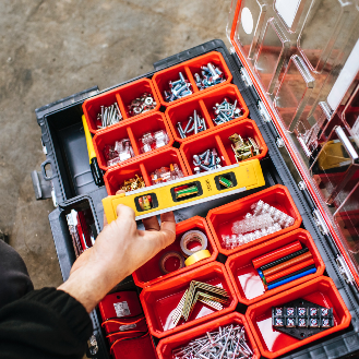 Qbrick System ONE Organizer L 2.0 stapelbar 531 x 379 x 77 mm 6 l IP 66 mit 10 Einsätzen-Beschreibung lesen