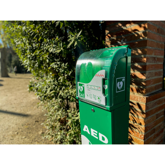 Armario desfibrilador de exterior con alarma y calefacción AIVIA 200-Leer más
