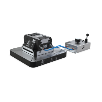 Piastra di interfaccia semi-automatica per morsa gripmatic Art.670PN con innesto aria tramite attacco rapido e gestione del sistema manuale tramite selettore - Art.670CP T.4-Leggi tutto