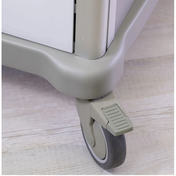 Carrello terapia con 4 cassetti e accessori-Leggi tutto