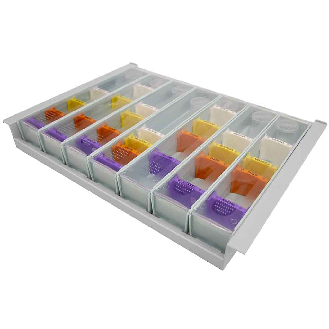 Bandeja de Medicación Semanal.Dimensión bandeja:  413 x 300 x 45 mm. Dimensión de dispensador individual:
43 x 276 x 53 mm-Leer más