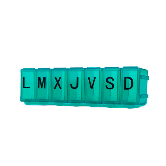 Pilulier hebdomadaire
1 dose quotidienne. *Comprend le système Braille
Couleur : Vert
Dimensions du pilulier :
42 x 150 x 25 mm
Dimension du compartiment :
20 x 35 x 21 mm-Leggi tutto