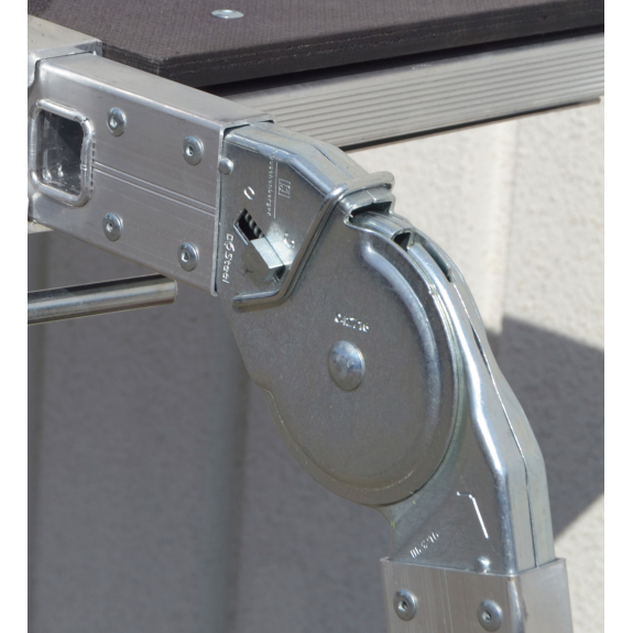 Teleskopleiter aus Aluminium 4x3 Sprossen Teleskopleiter aus Aluminium 4x3 Sprossen-Beschreibung lesen