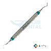 Plugger dentale con estremità scanalate