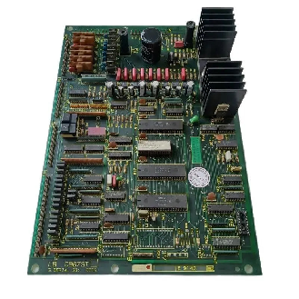 Motherboard mit Euro-Stecker montiert-Beschreibung lesen