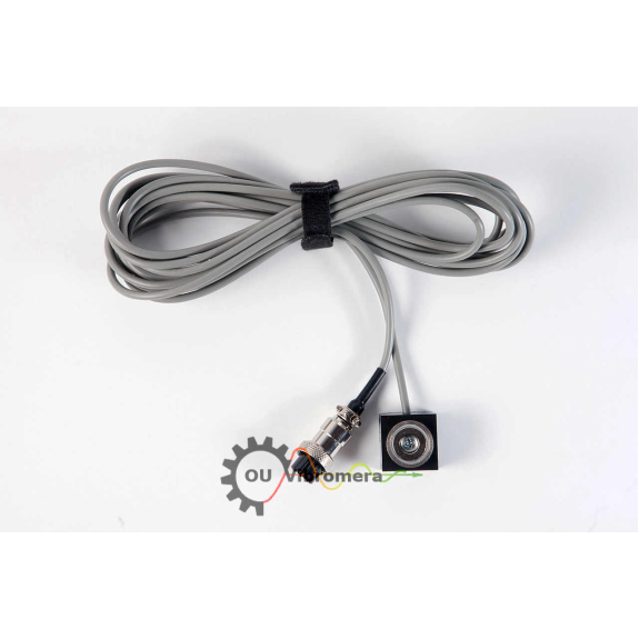 Vibrationssensor mit Analogausgang-Beschreibung lesen