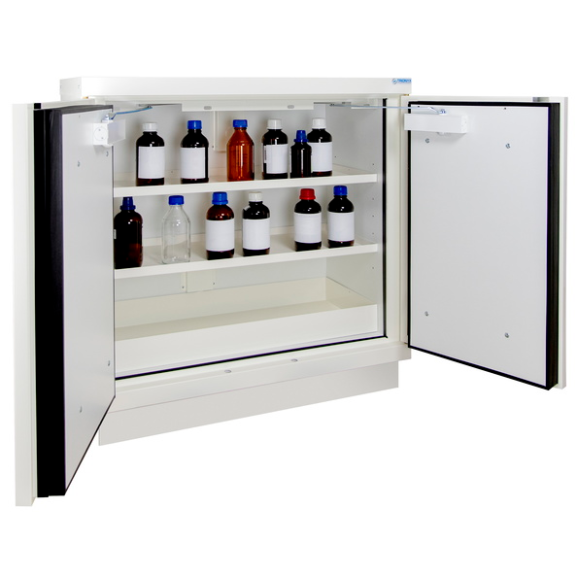 Armoire basse type 60 minutes sous paillasse Armoire basse type 60 minutes sous paillasse-Lire la description