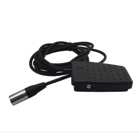 Pédale plastique avec prise XLR3M mâle câble 3M contact C/O-Lire la description