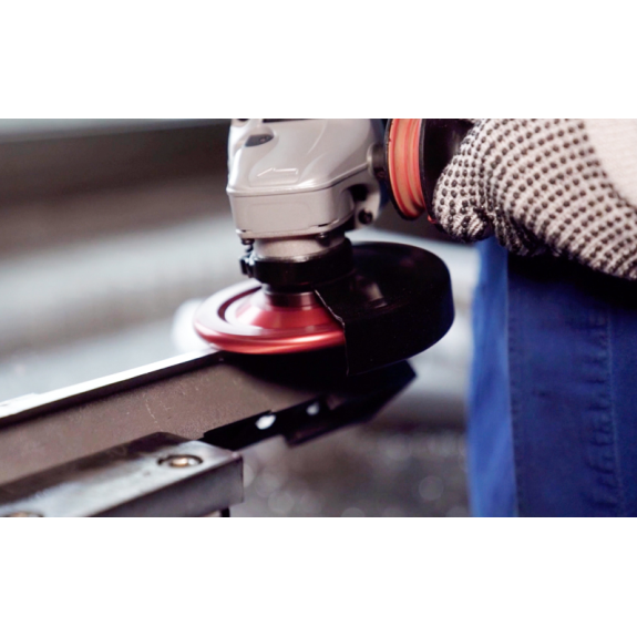 Disque pour le fraisage de l’aluminium « Alu-Carver », avec plaquettes en carbure, adaptable sur meuleuse d’angle-Lire la description