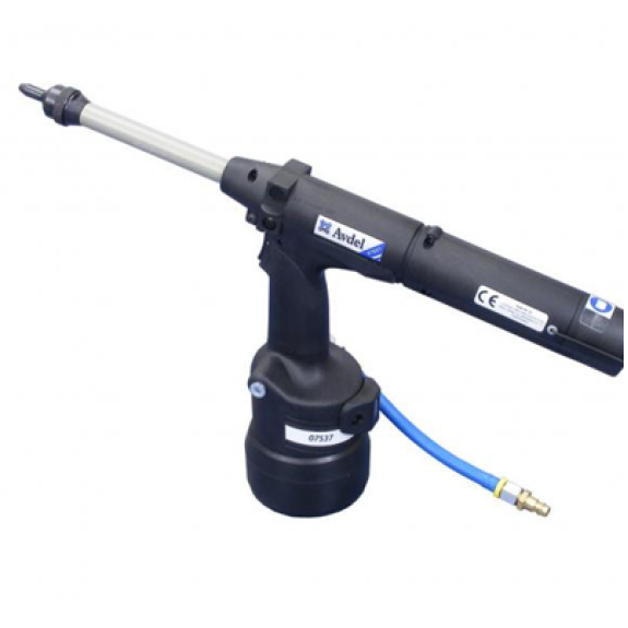 Rivettatrice oleopneumatica per rivetti ciechi Ø2.4 a Ø6.4 mm-Leggi tutto