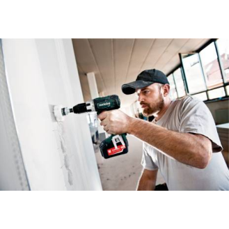 Perceuse visseuse à charbon BS18LT 18V - 4ah avec 3 batteries-Lire la description