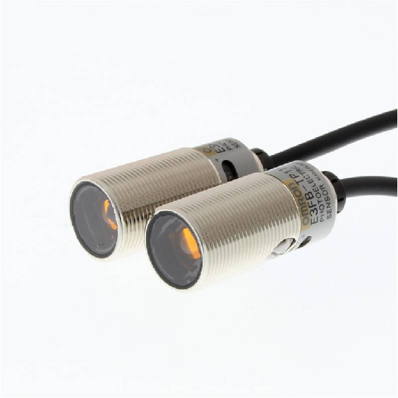 Cellule M18 Barrage PNP P=20m LO/DO Métal Axial / Câble 2m-Lire la description