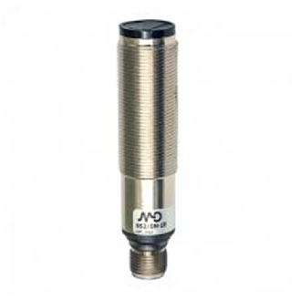 Cellule Directe M18 PNP P=100mm IR DO Métal Axial / M12 4P-Lire la description