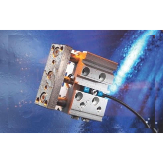 DPM Vérins rainures en T PNP NO lg24mm 10-30Vdc / M08 3P+C0.5m PUR-Lire la description